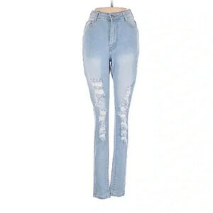 💜 3/25 BOB(Fashion Nova Designer) light blue distressed jeans